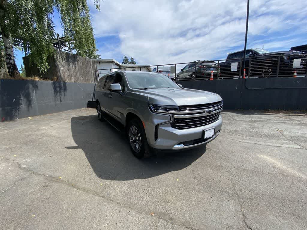 Thumbnail: 2024 Chevrolet Suburban - 8