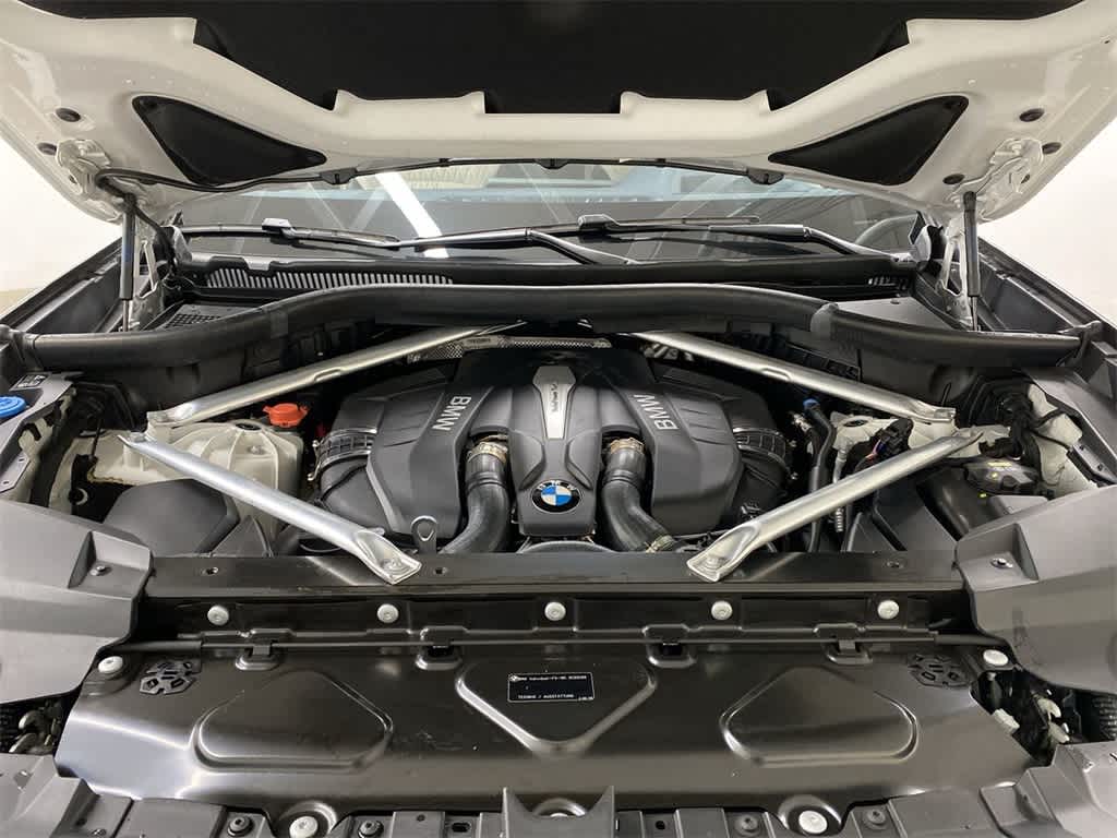 Thumbnail: 2020 BMW X7 - 13