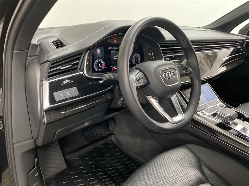 Thumbnail: 2023 Audi Q7 - 2