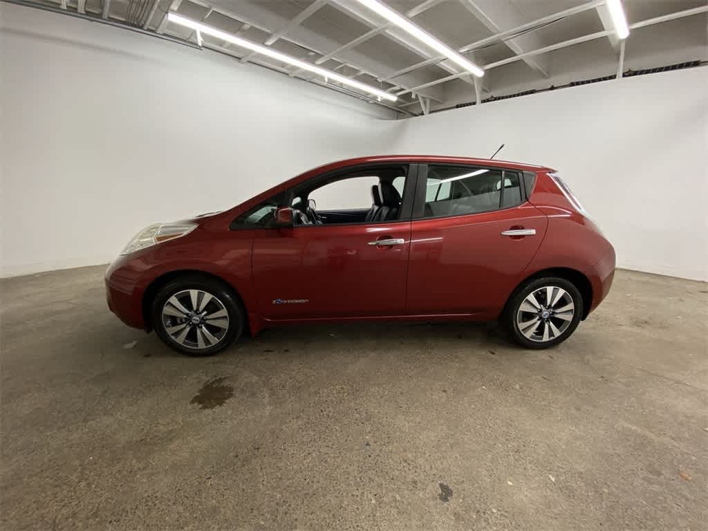 Thumbnail: 2013 Nissan Leaf - 3