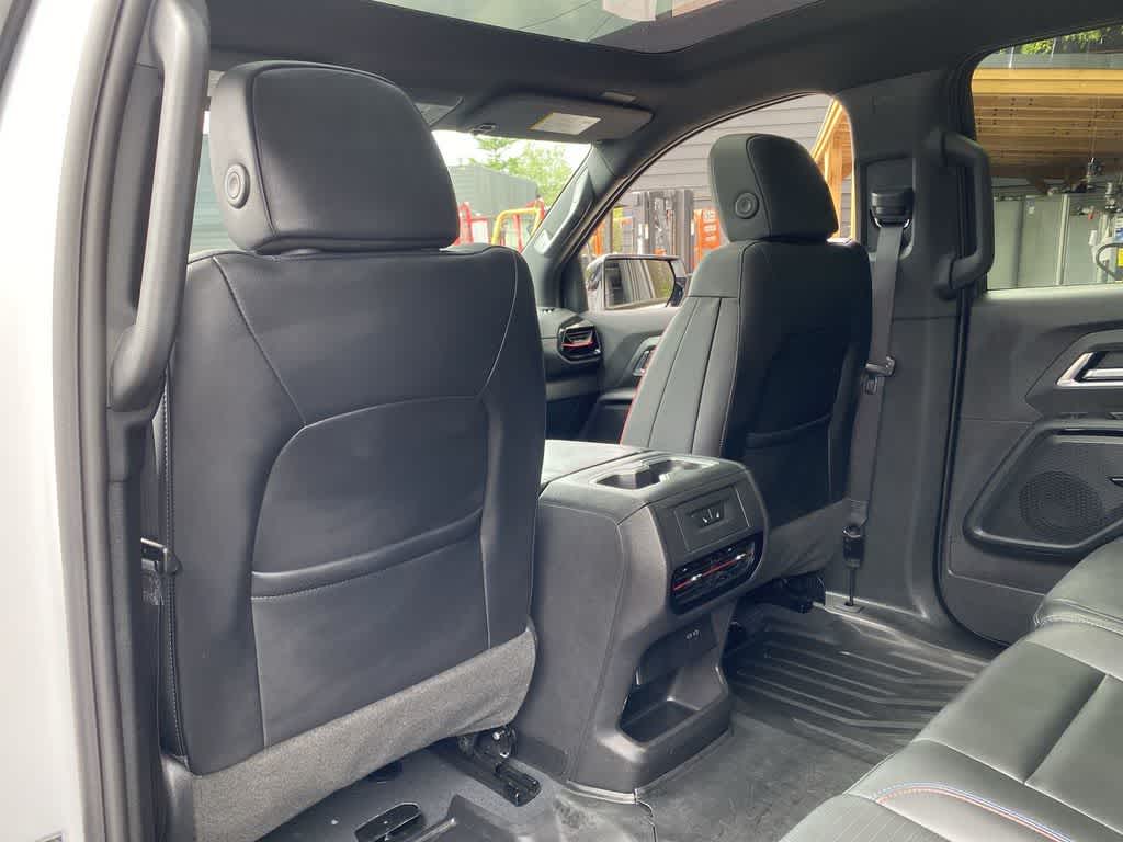 Thumbnail: 2025 Chevrolet Silverado EV - 15