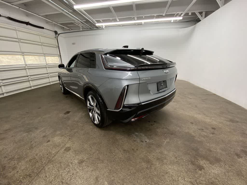 Thumbnail: 2024 Cadillac Lyriq - 4