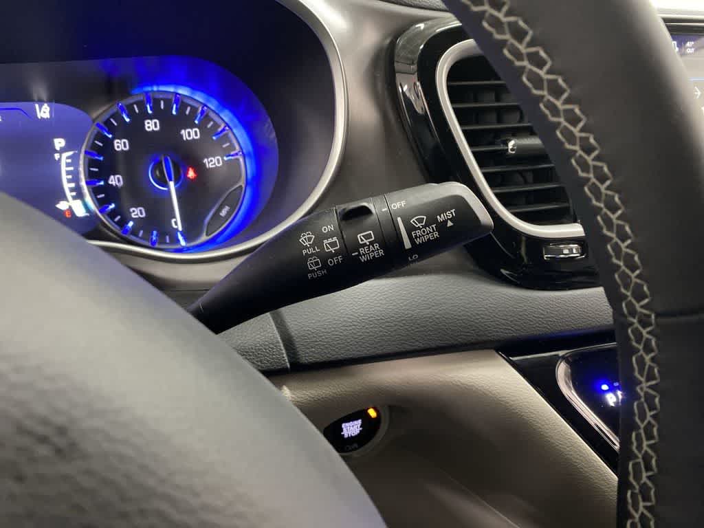 Thumbnail: 2024 Chrysler Pacifica - 22