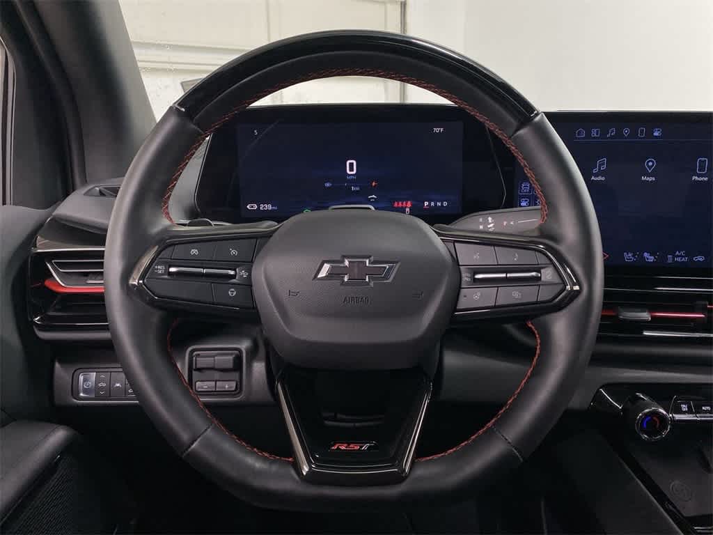 Thumbnail: 2024 Chevrolet Silverado EV - 21