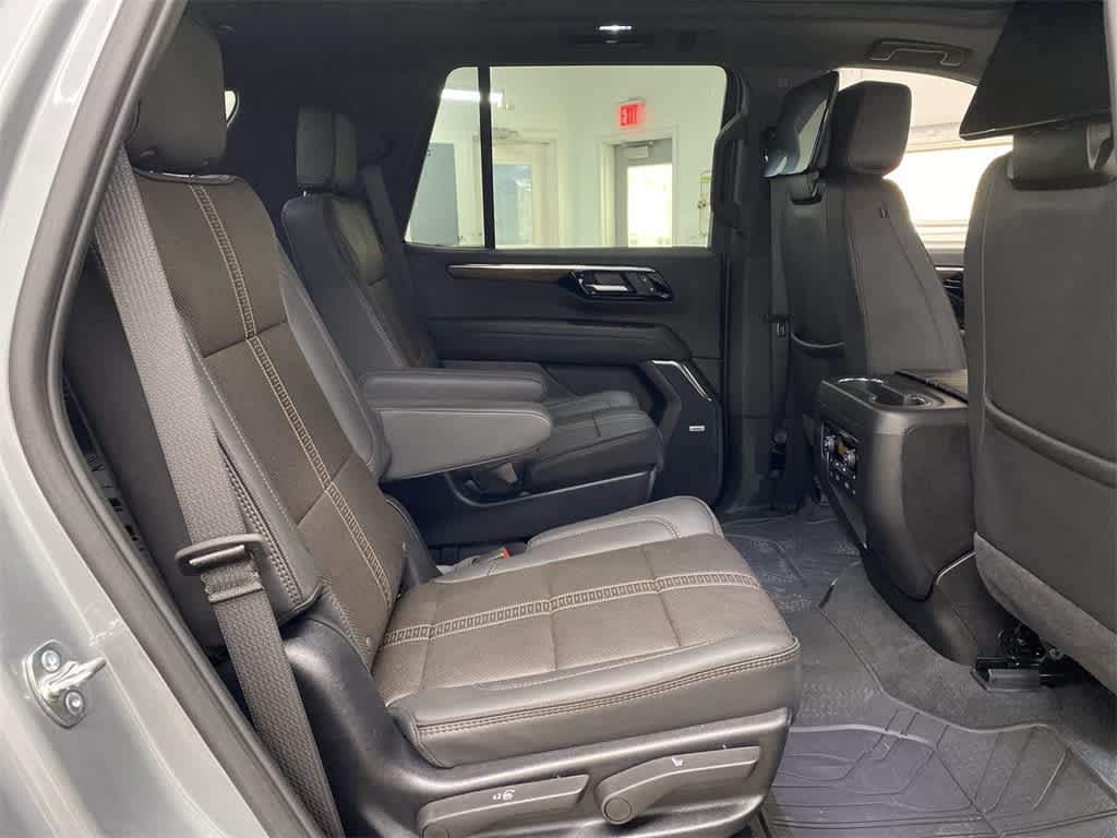 Thumbnail: 2025 Chevrolet Tahoe - 18