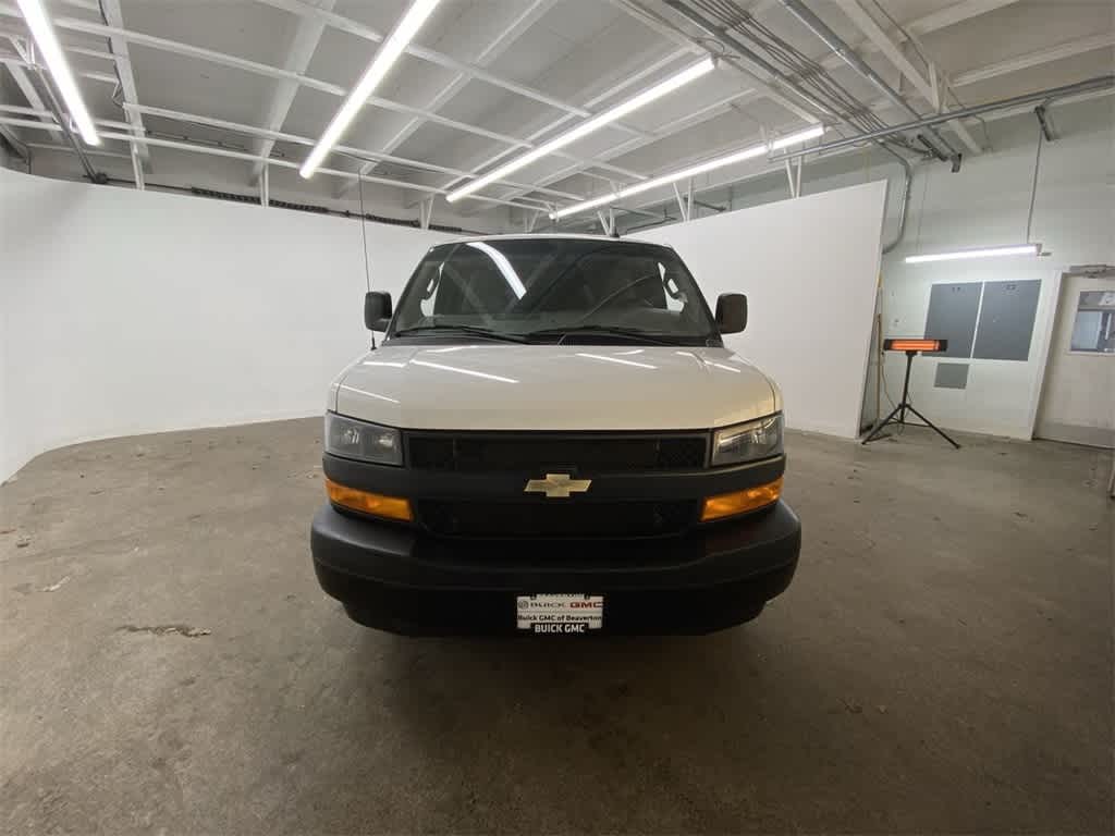 2023 Chevrolet Express 2500 9