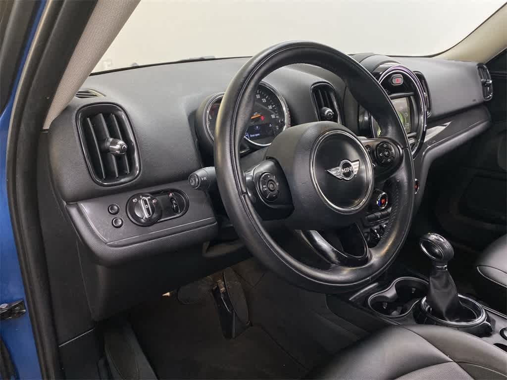 Thumbnail: 2017 MINI Cooper Countryman - 2