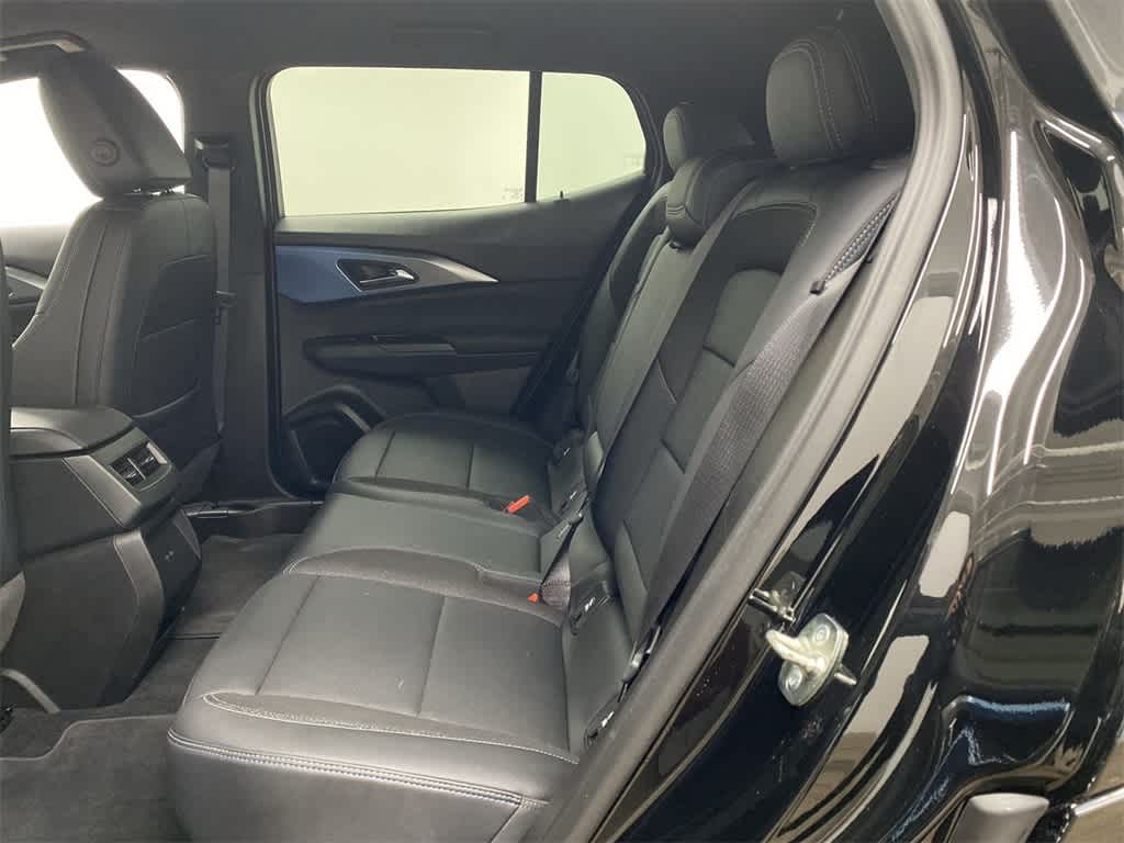 Thumbnail: 2025 Chevrolet Equinox - 16