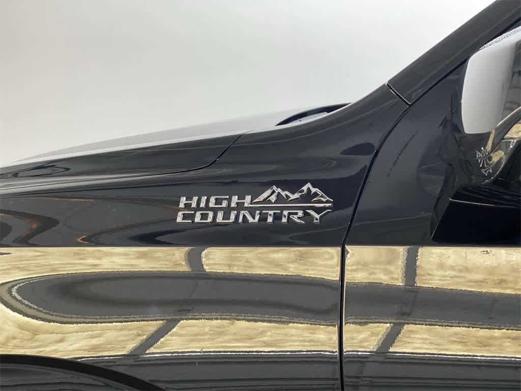 Thumbnail: 2024 Chevrolet Tahoe - 11