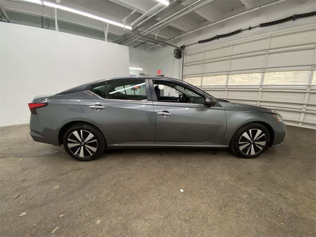 2022 Nissan Altima SV 7