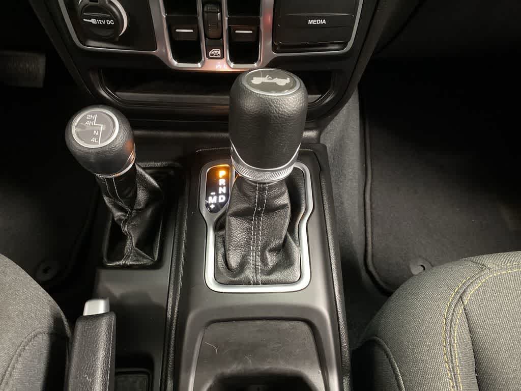 Thumbnail: 2025 Jeep Wrangler - 26