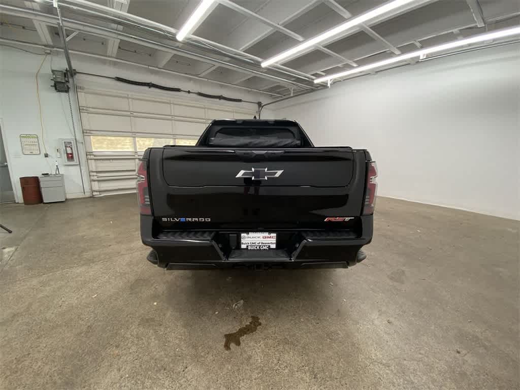 Thumbnail: 2024 Chevrolet Silverado EV - 5