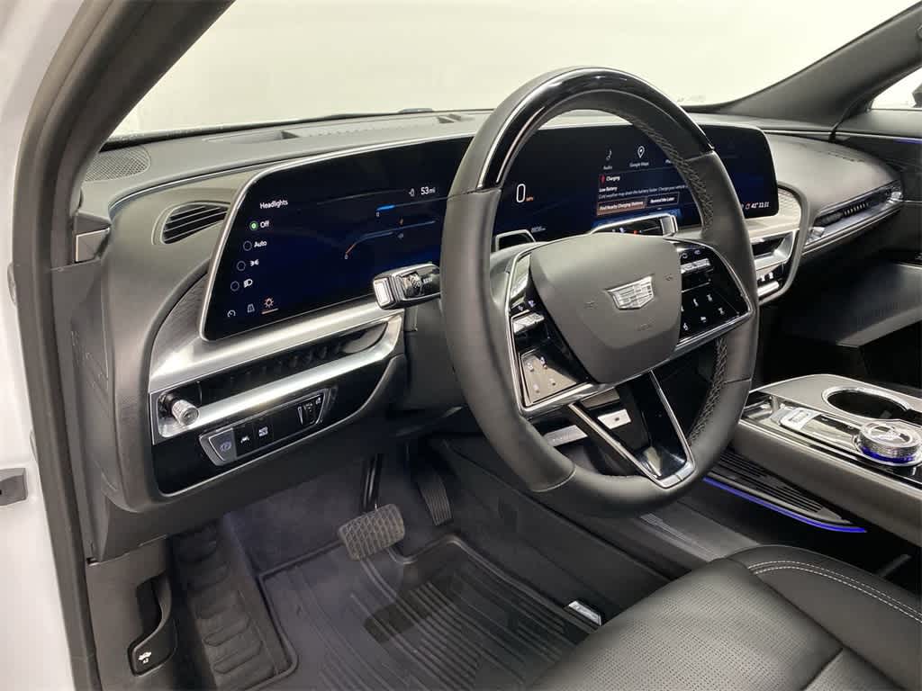 Thumbnail: 2024 Cadillac Lyriq - 2