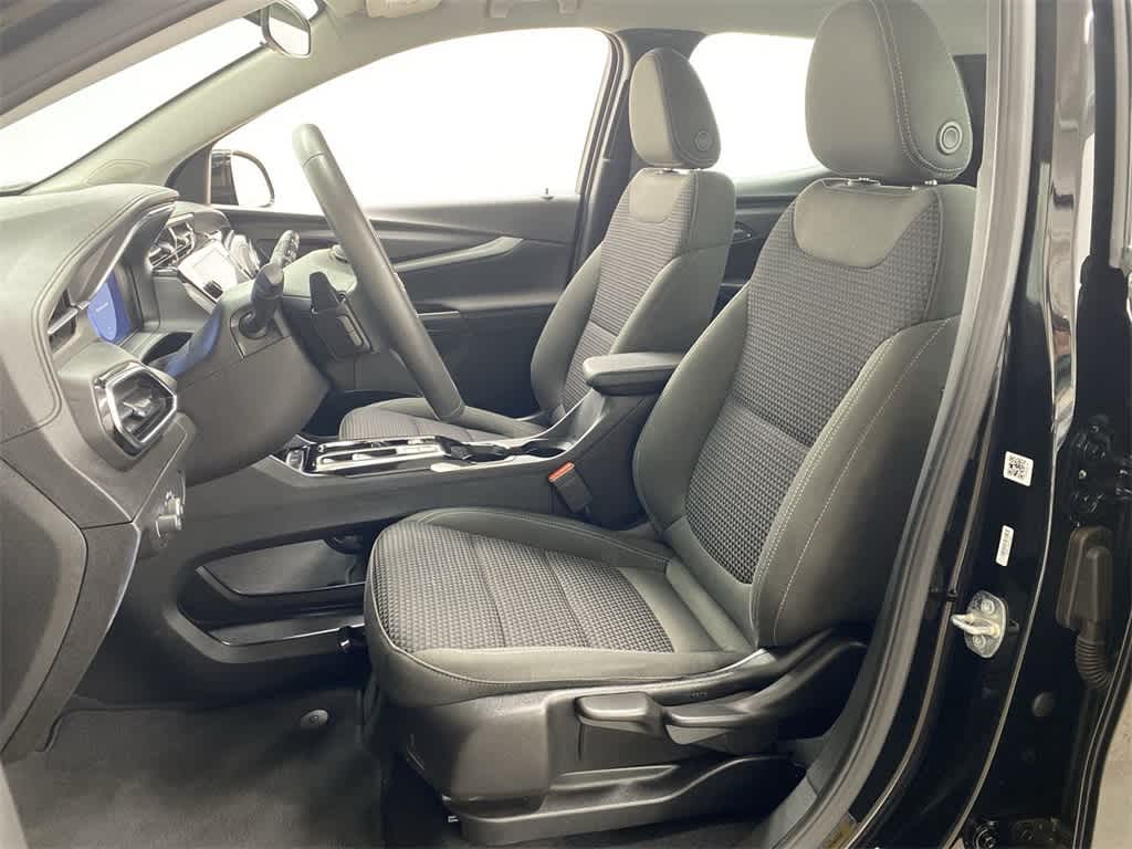 Thumbnail: 2023 Chevrolet Bolt EUV - 15
