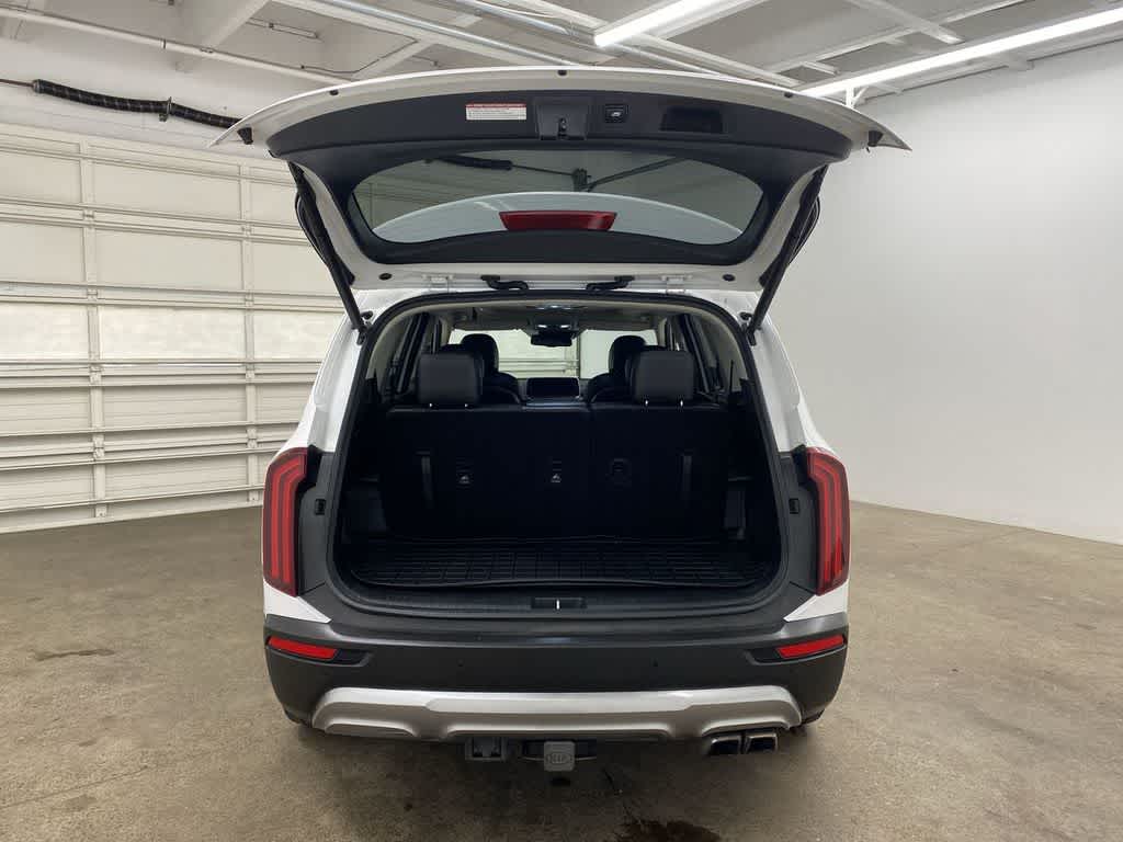 Thumbnail: 2022 Kia Telluride - 28