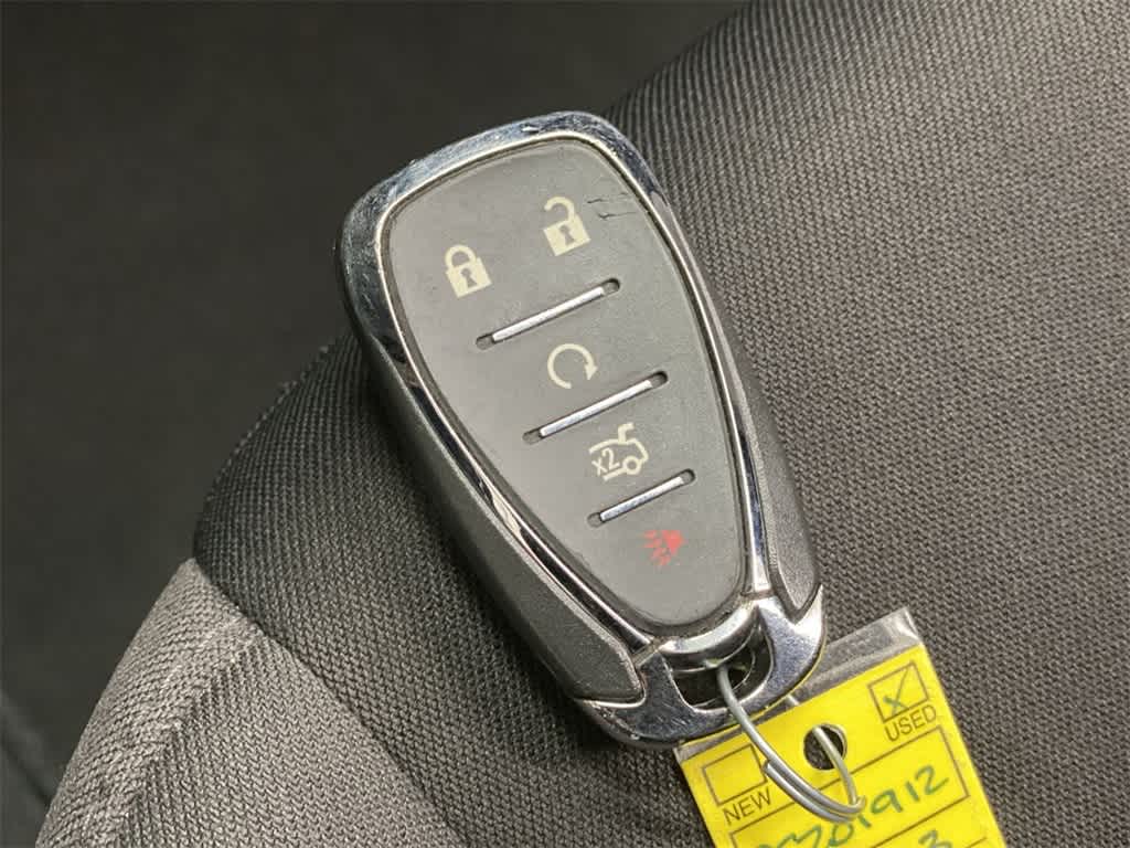 Thumbnail: 2023 Chevrolet Malibu - 31