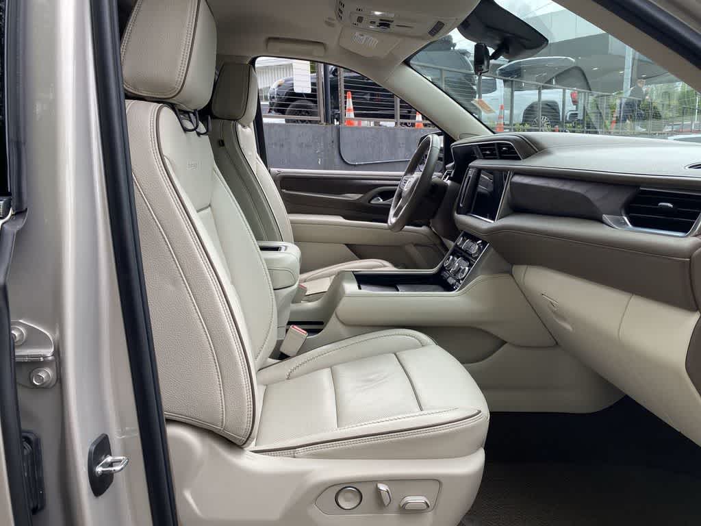 Thumbnail: 2024 GMC Yukon XL - 18