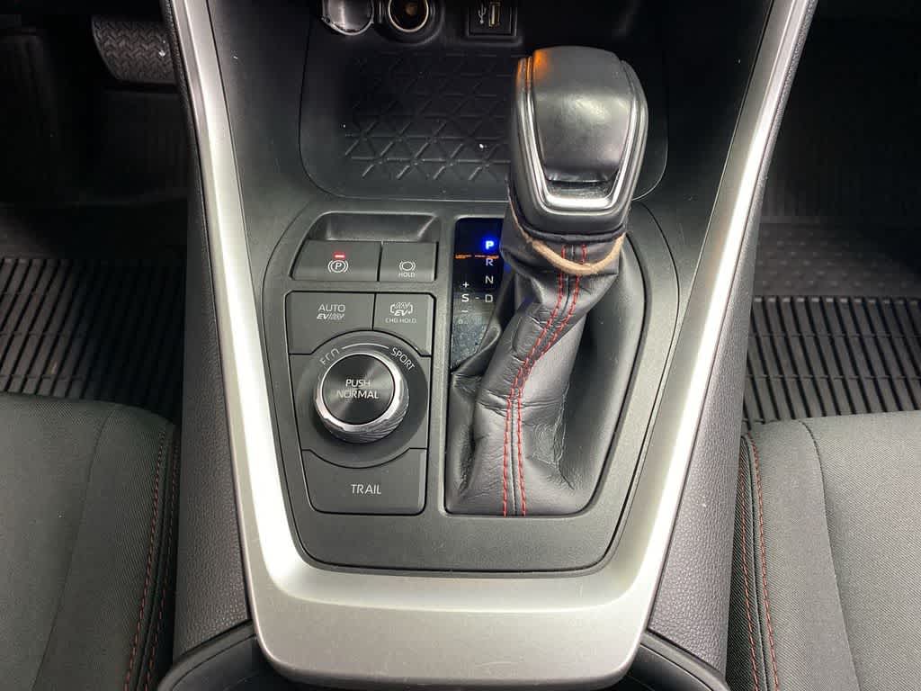 Thumbnail: 2023 Toyota RAV4 - 28