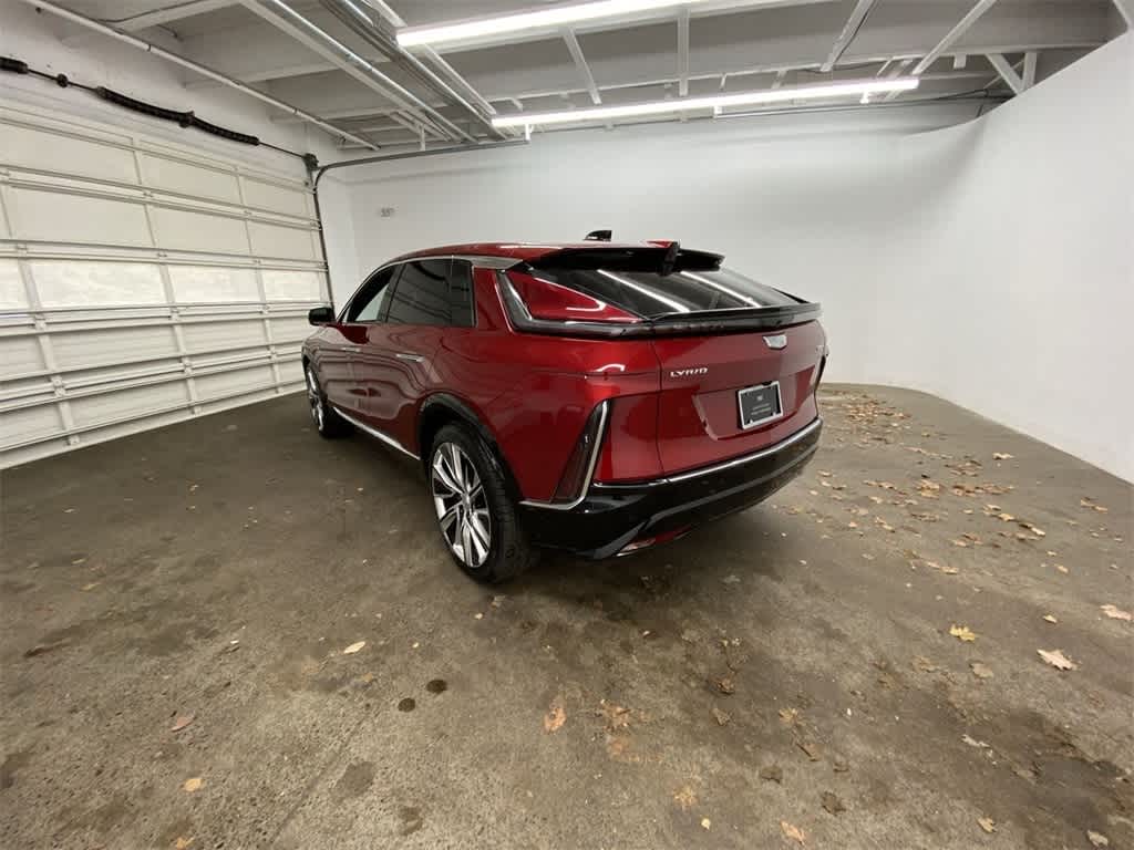 Thumbnail: 2025 Cadillac Lyriq - 4