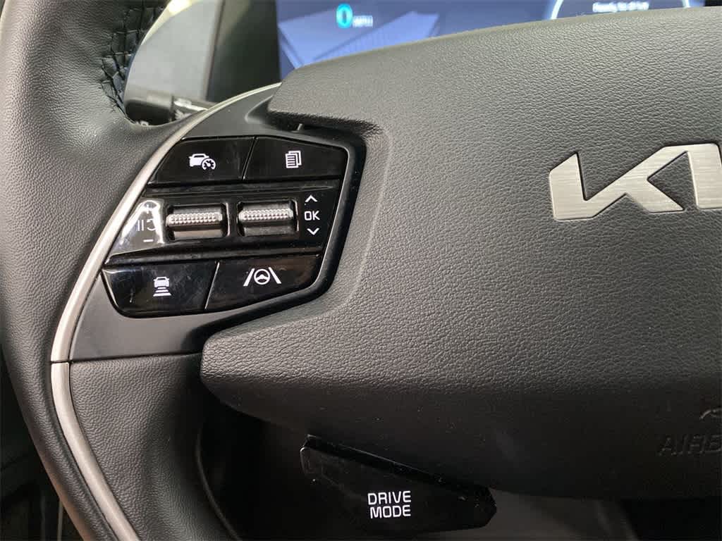 Thumbnail: 2023 Kia EV6 - 21