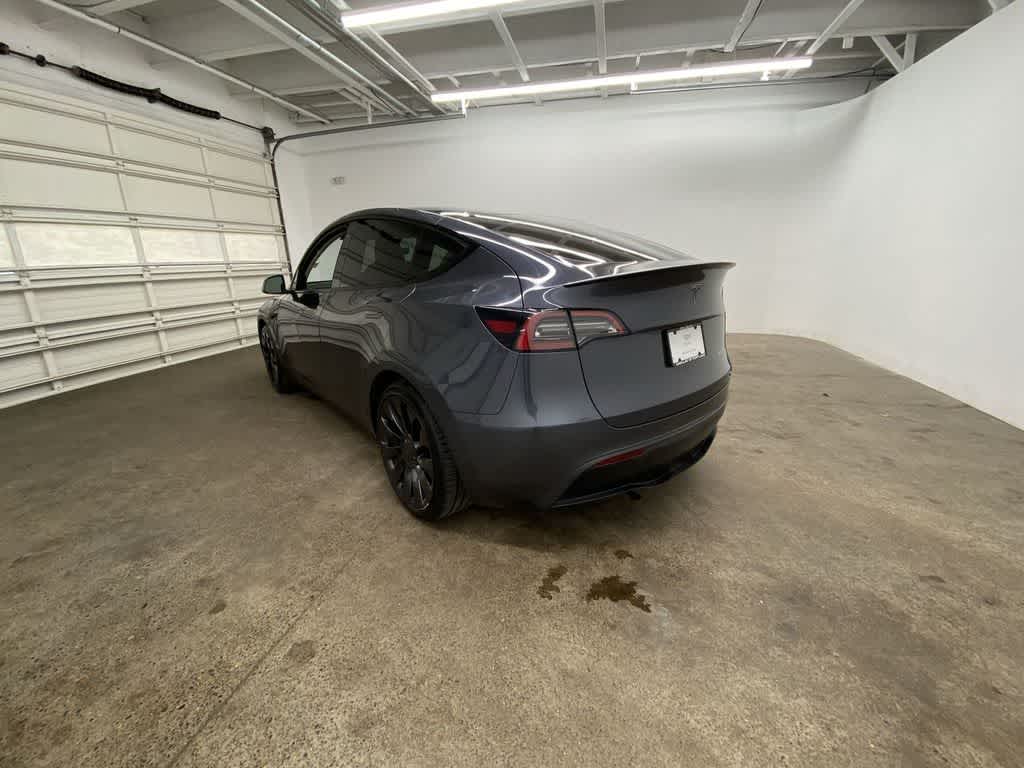 Thumbnail: 2022 Tesla Model Y - 4