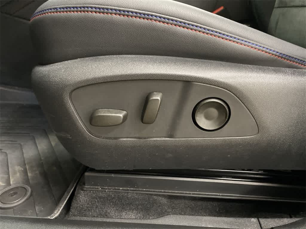 Thumbnail: 2024 Chevrolet Blazer EV - 16