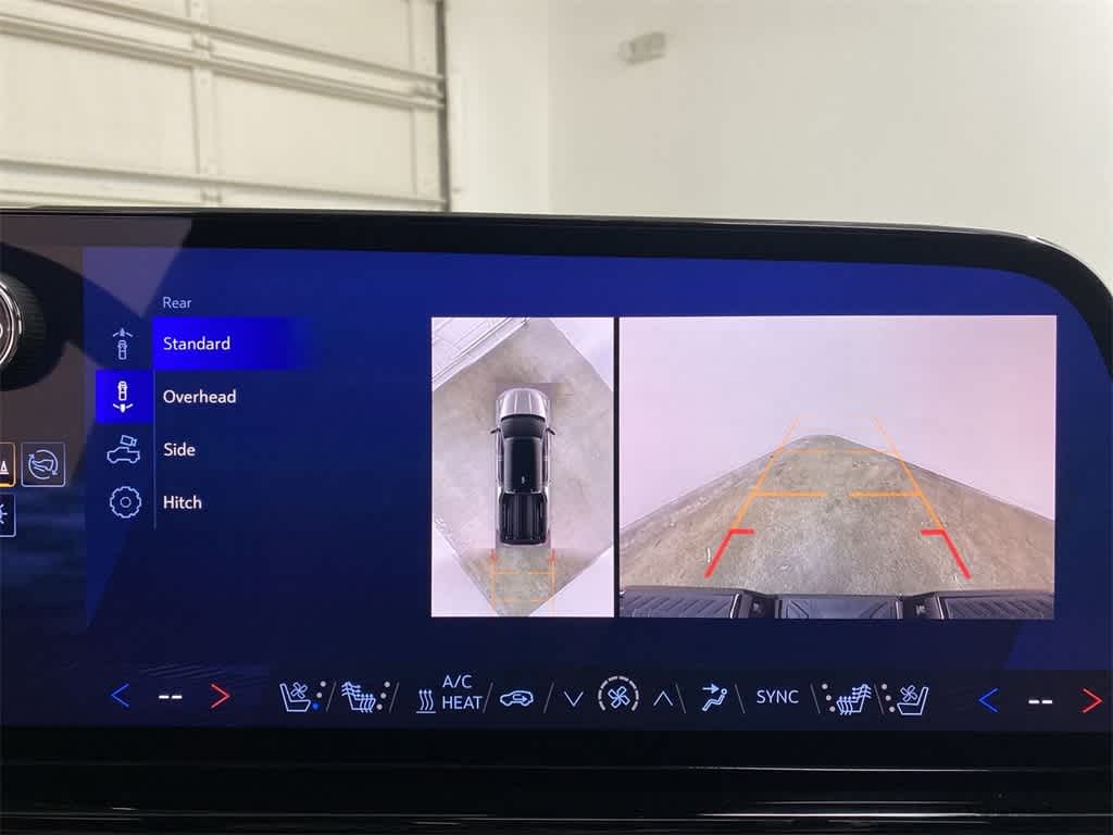 Thumbnail: 2024 Chevrolet Silverado EV - 26