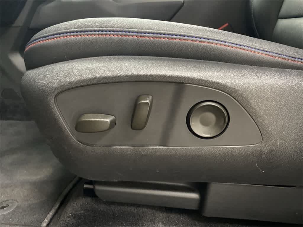 Thumbnail: 2024 Chevrolet Equinox - 16