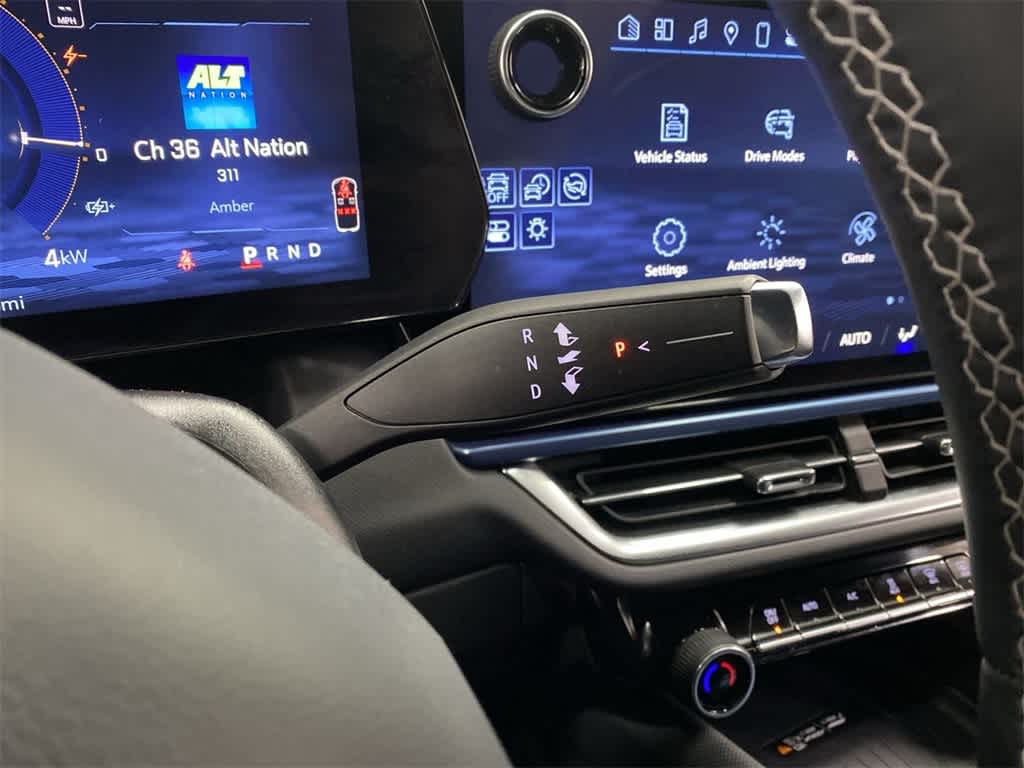 Thumbnail: 2025 Chevrolet Equinox - 25