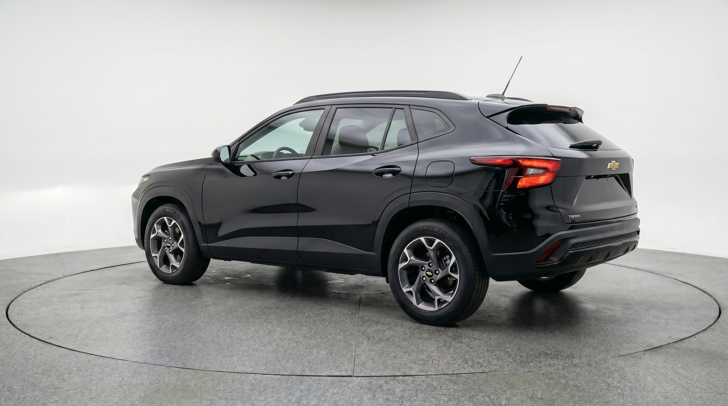 Thumbnail: 2025 Chevrolet Trax - 5