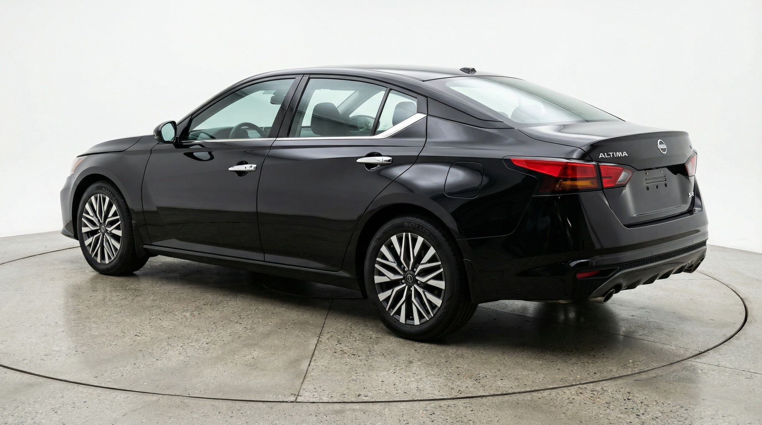 Thumbnail: 2025 Nissan Altima - 5