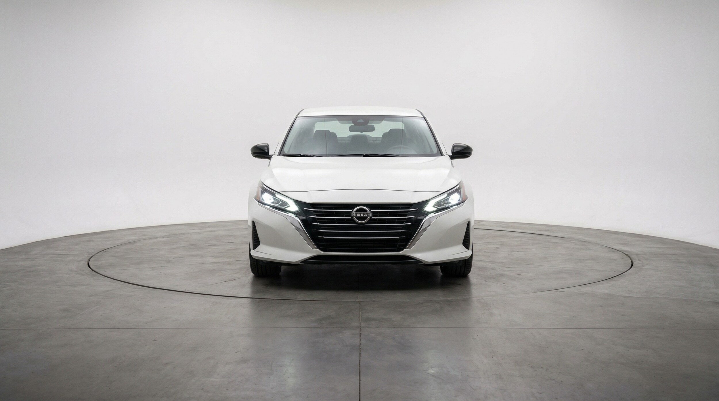 Thumbnail: 2025 Nissan Altima - 2