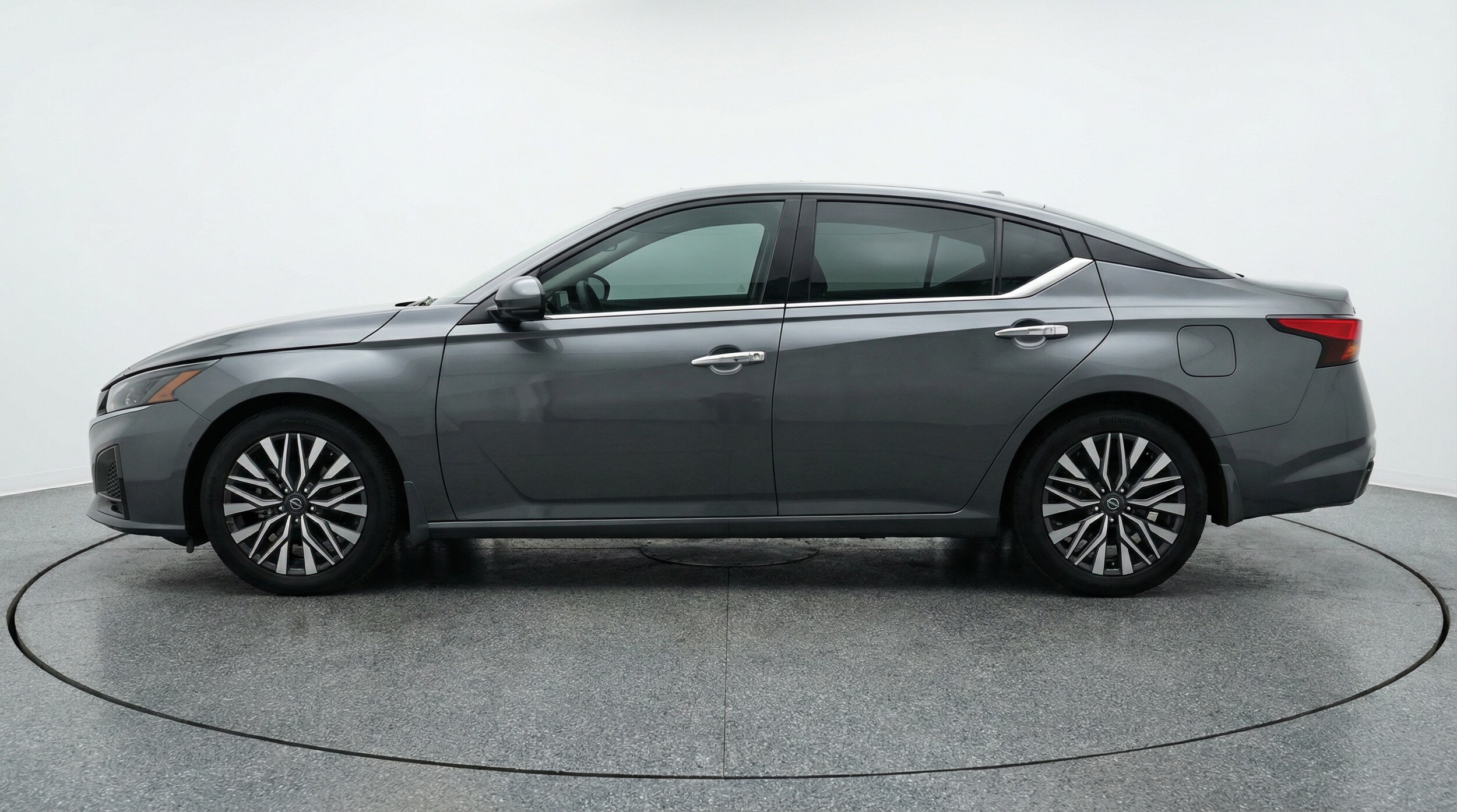 Thumbnail: 2025 Nissan Altima - 4