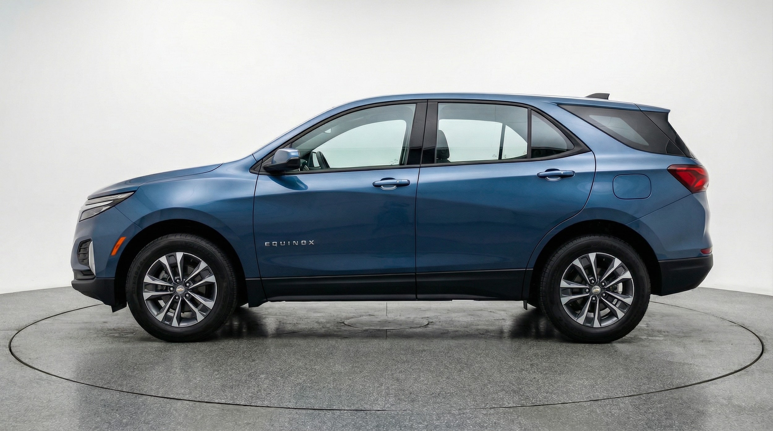 Thumbnail: 2025 Chevrolet Equinox - 4