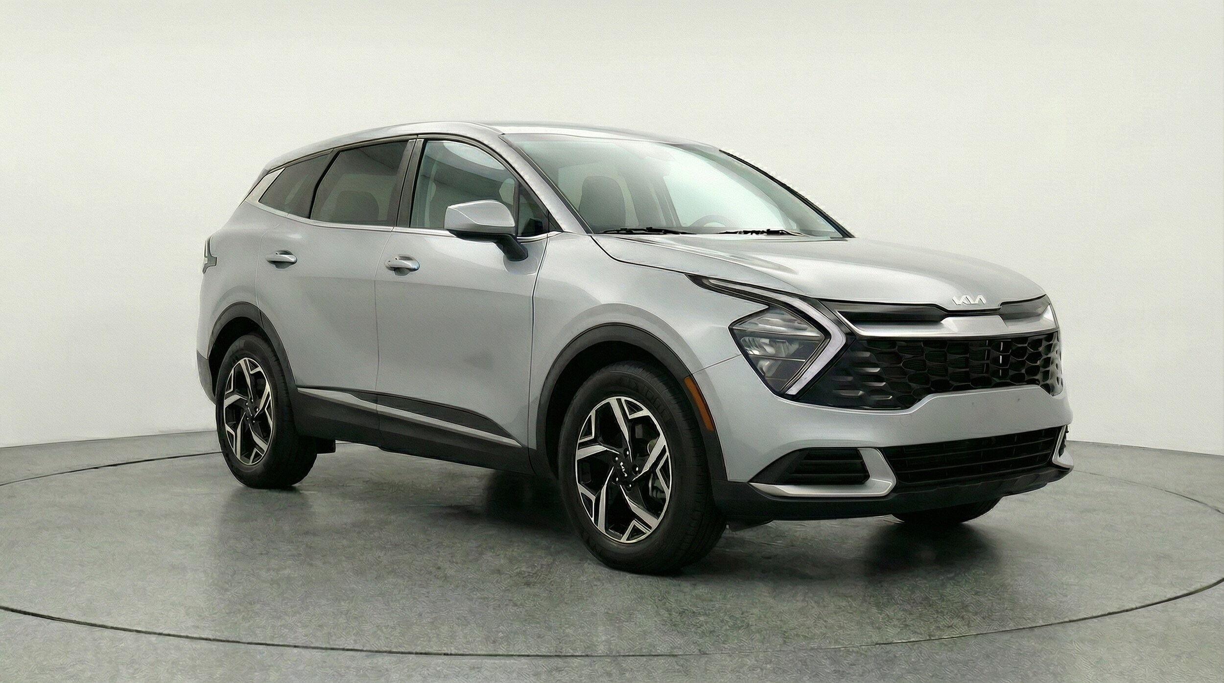 Thumbnail: 2025 Kia Sportage - 1