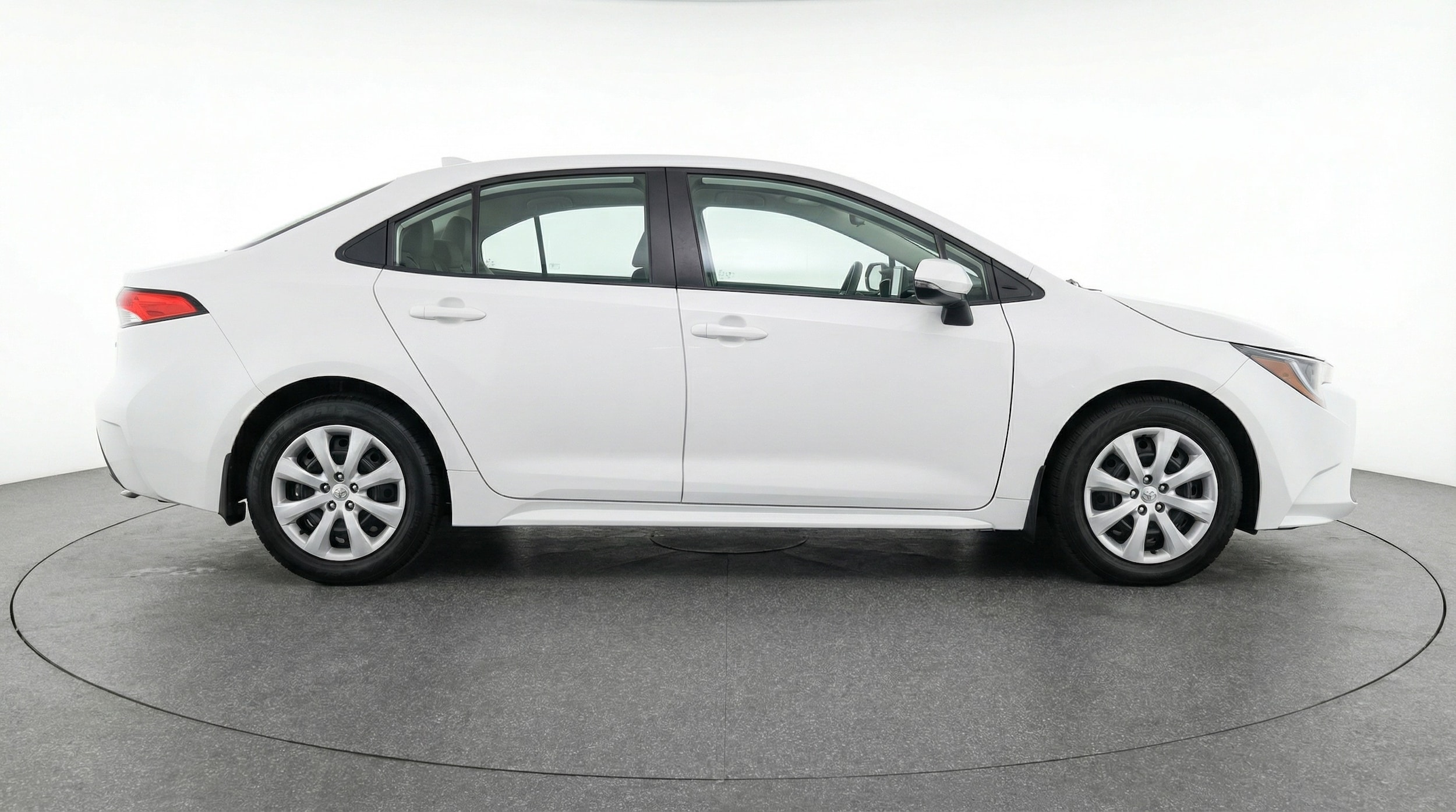 Thumbnail: 2025 Toyota Corolla - 8