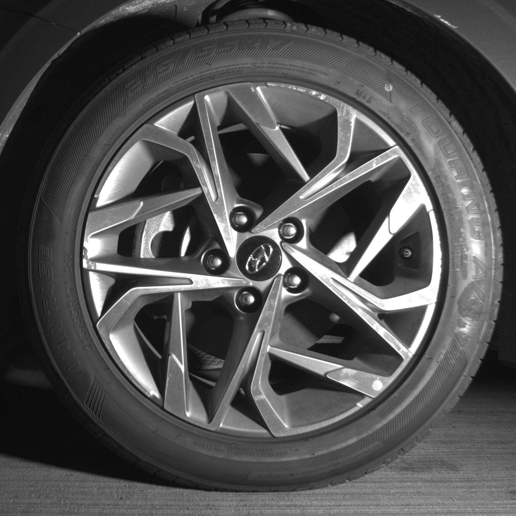 Thumbnail: 2023 Hyundai Sonata - 9