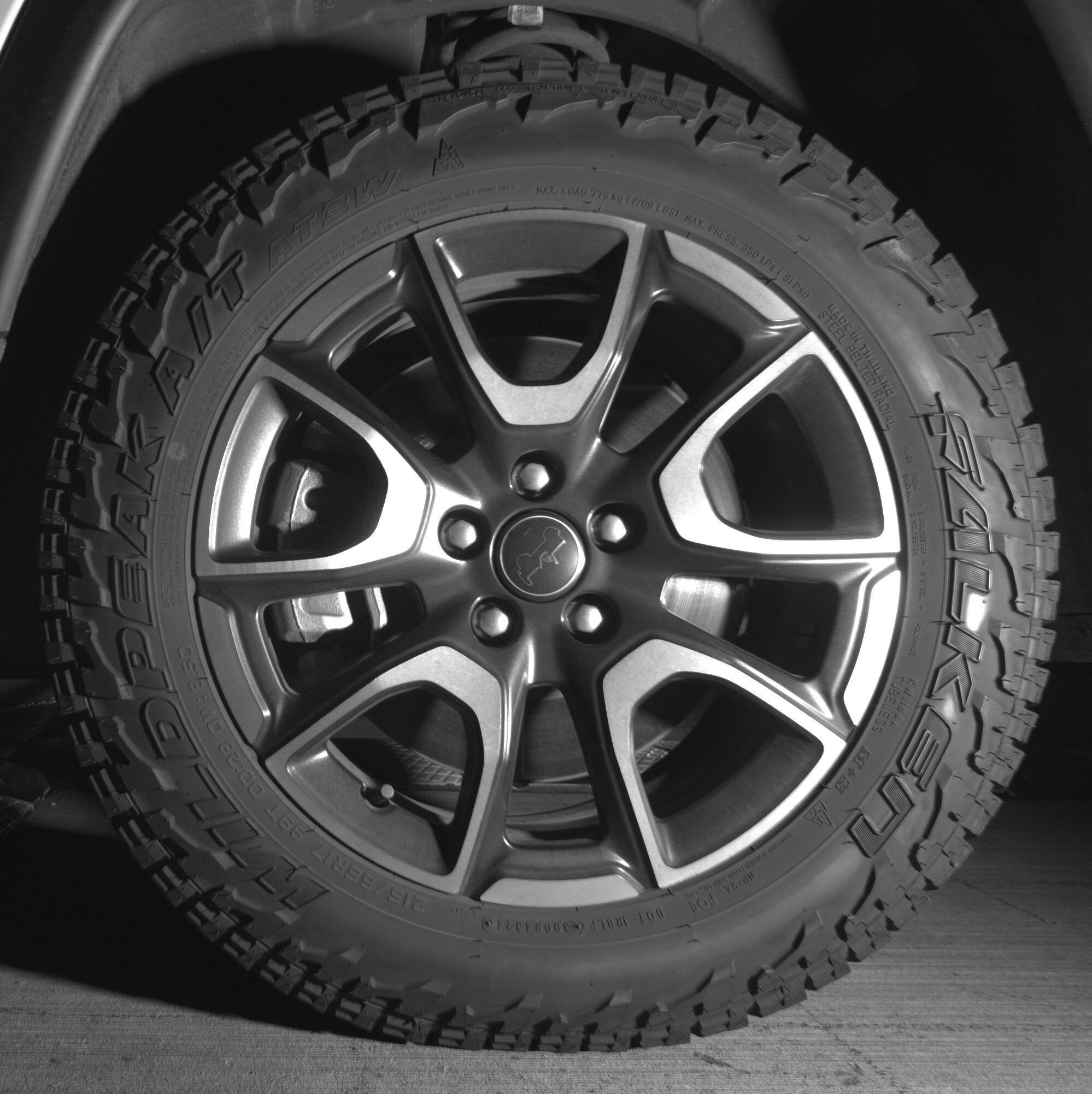 Thumbnail: 2025 Jeep Compass - 9