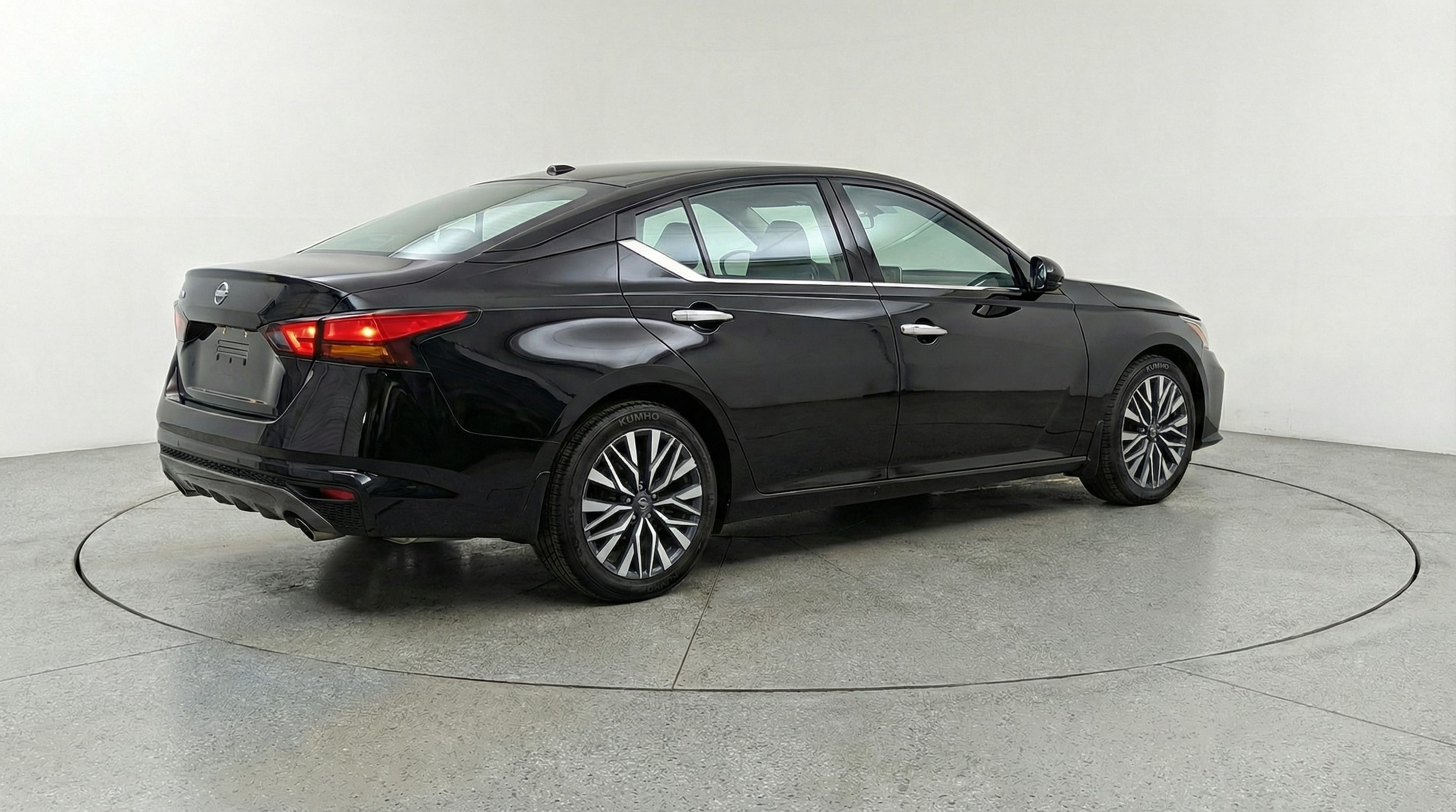 Thumbnail: 2025 Nissan Altima - 7