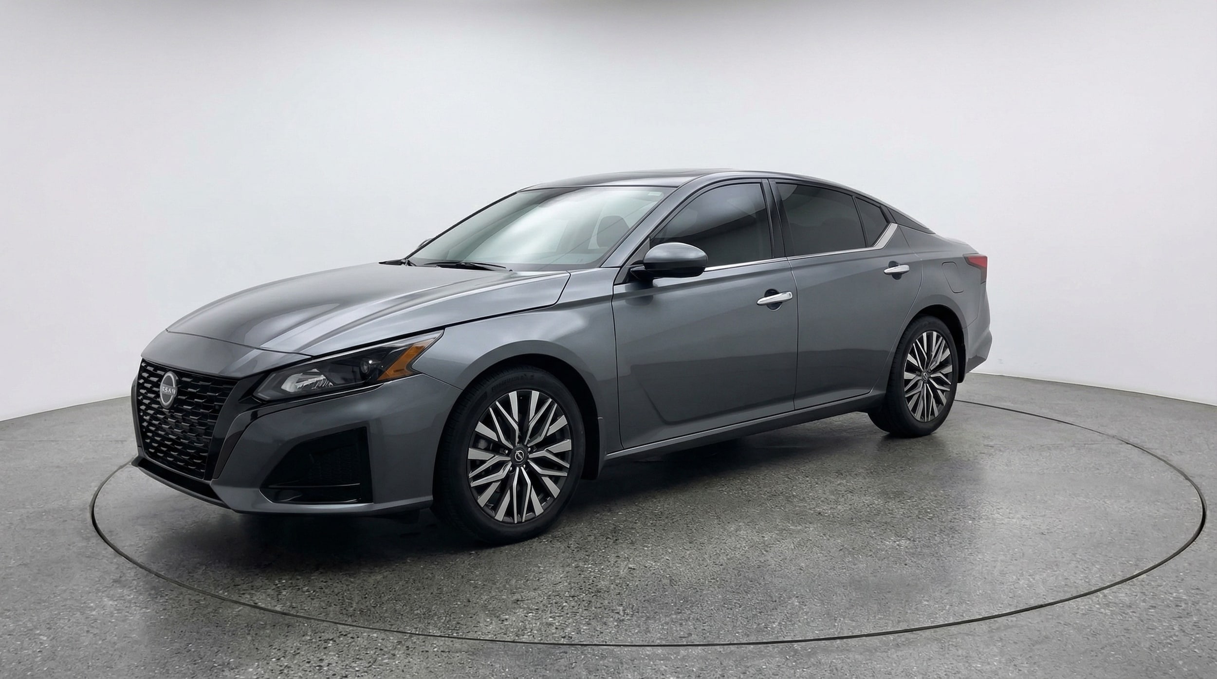 Thumbnail: 2025 Nissan Altima - 3