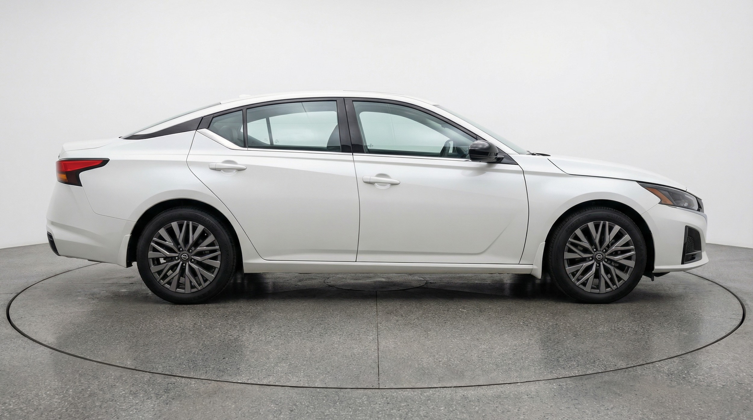 Thumbnail: 2025 Nissan Altima - 8