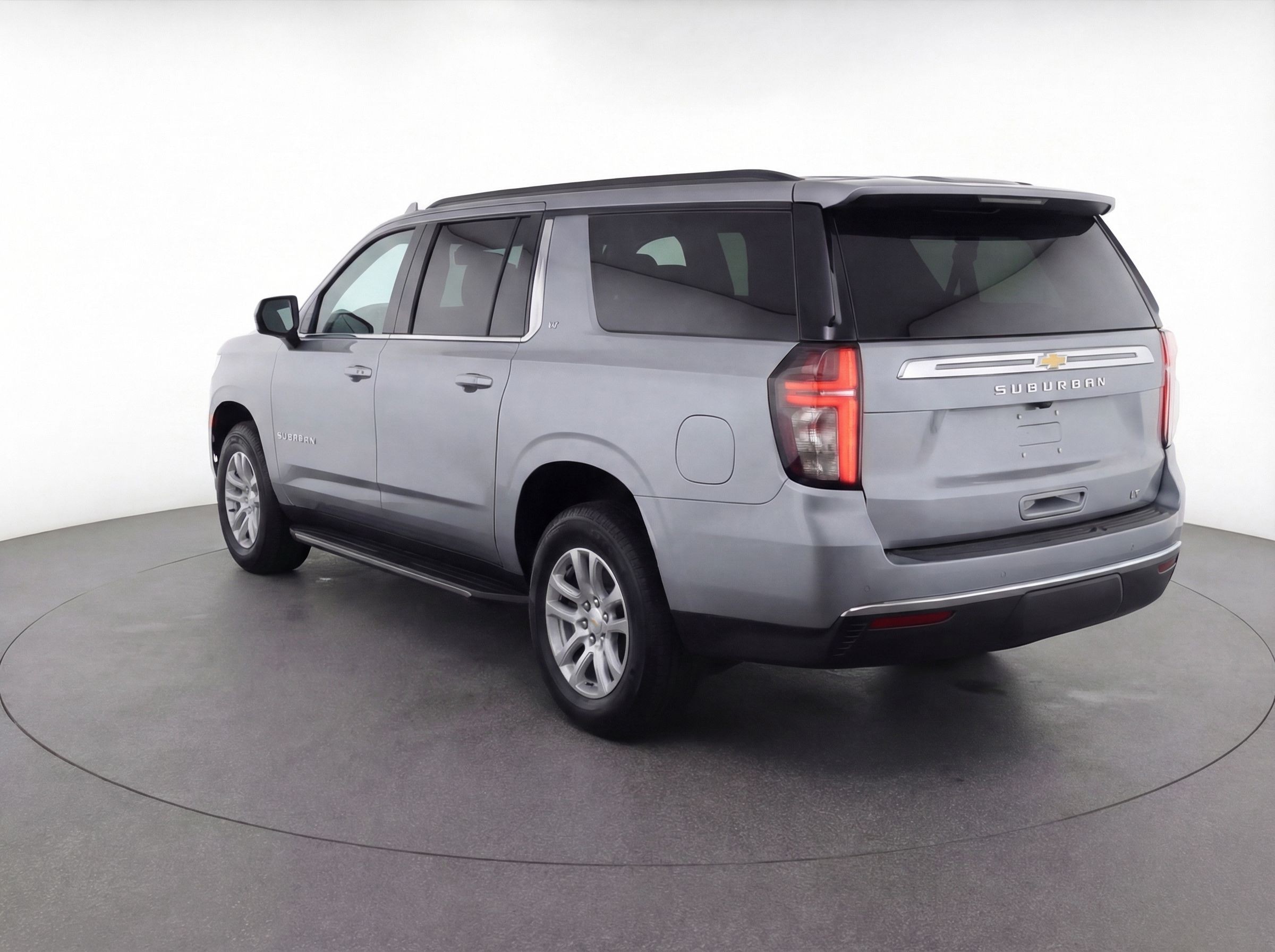 Thumbnail: 2024 Chevrolet Suburban - 5