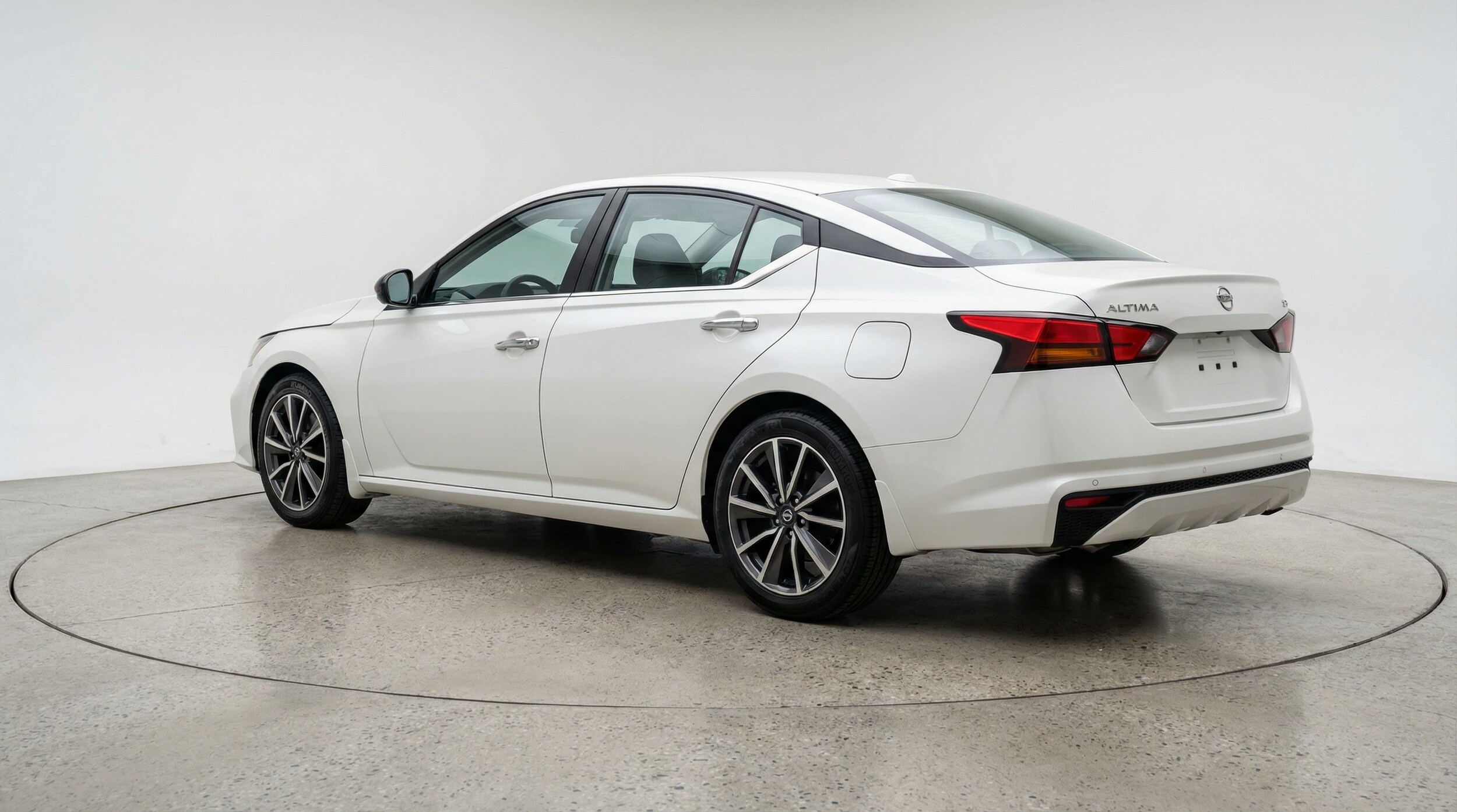 Thumbnail: 2025 Nissan Altima - 5