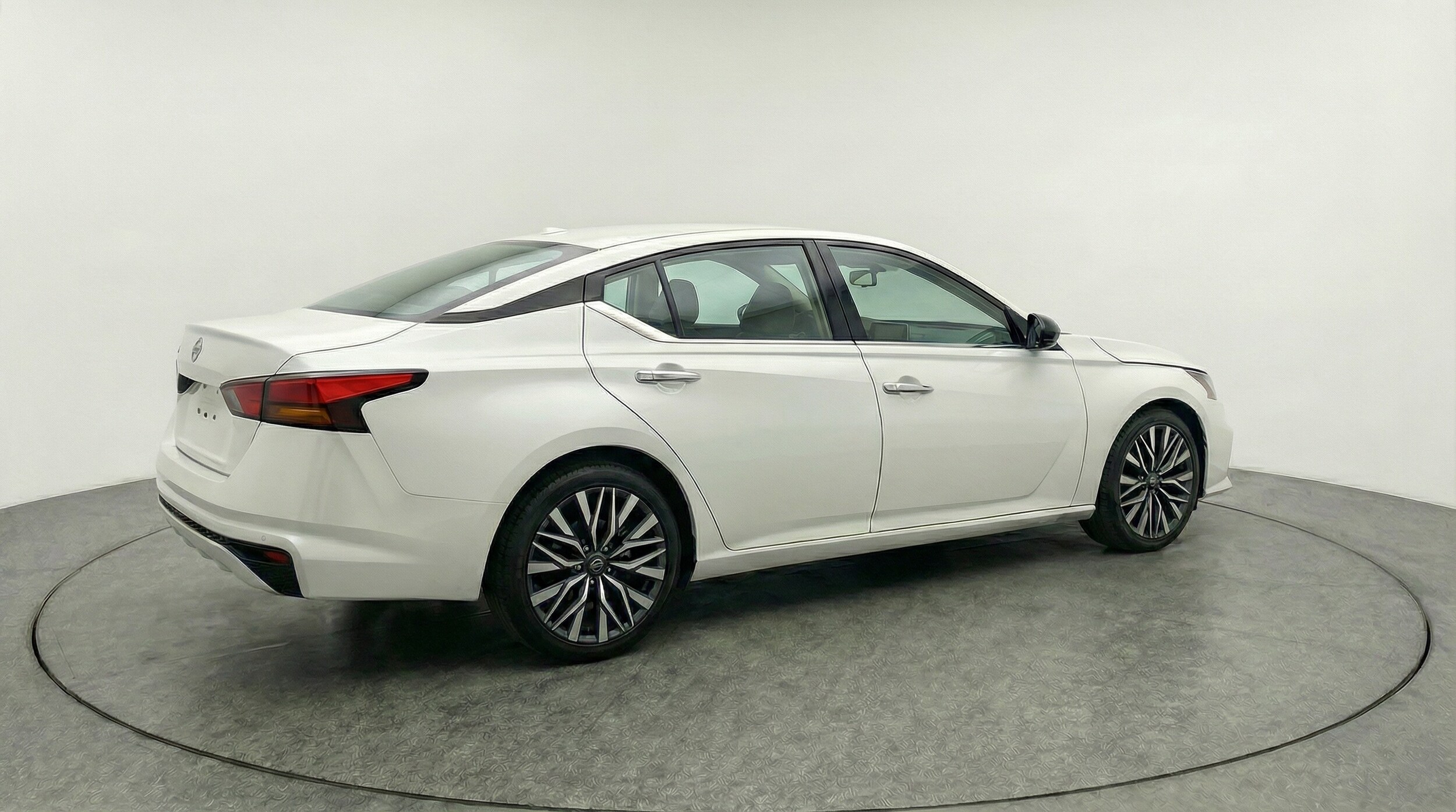 Thumbnail: 2025 Nissan Altima - 7