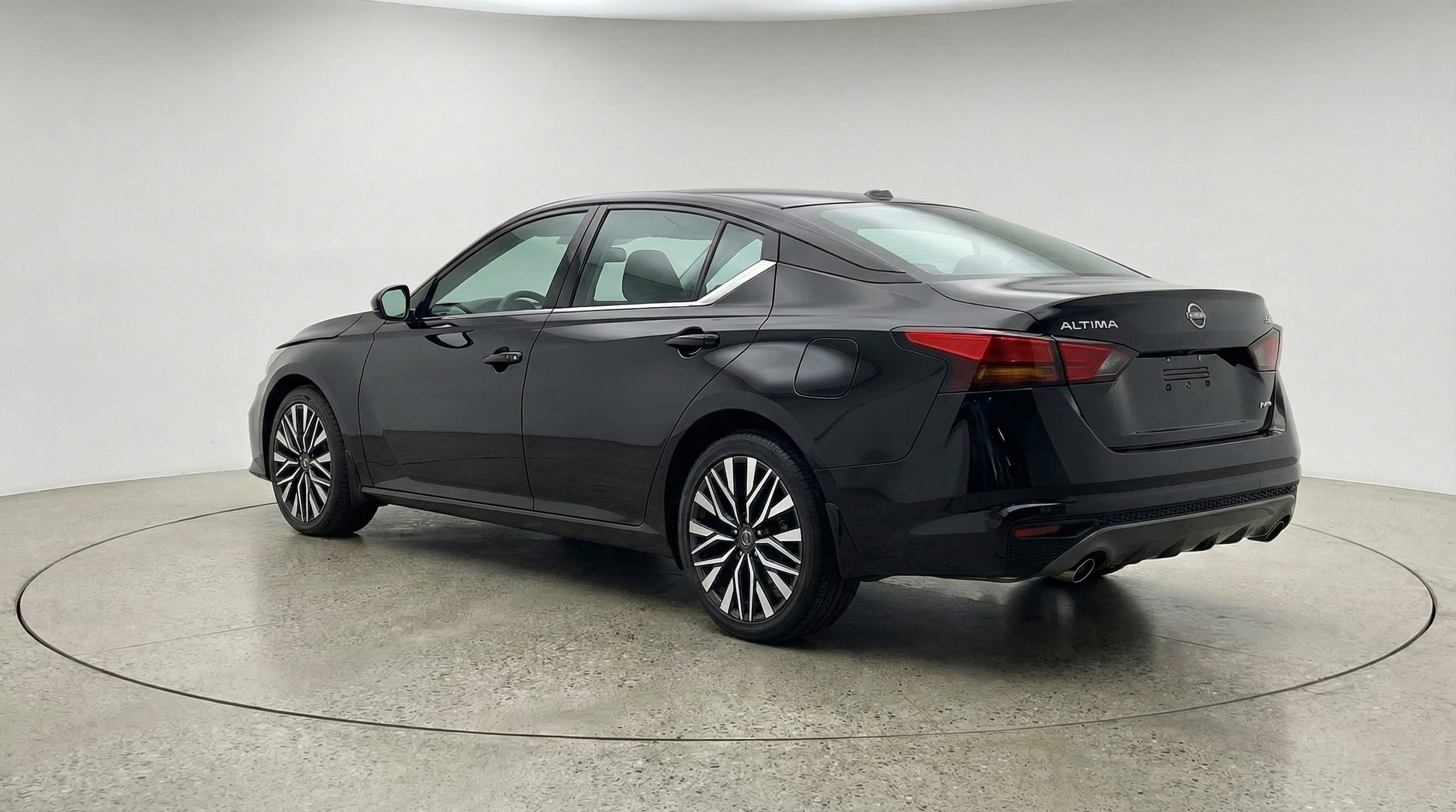 Thumbnail: 2025 Nissan Altima - 5