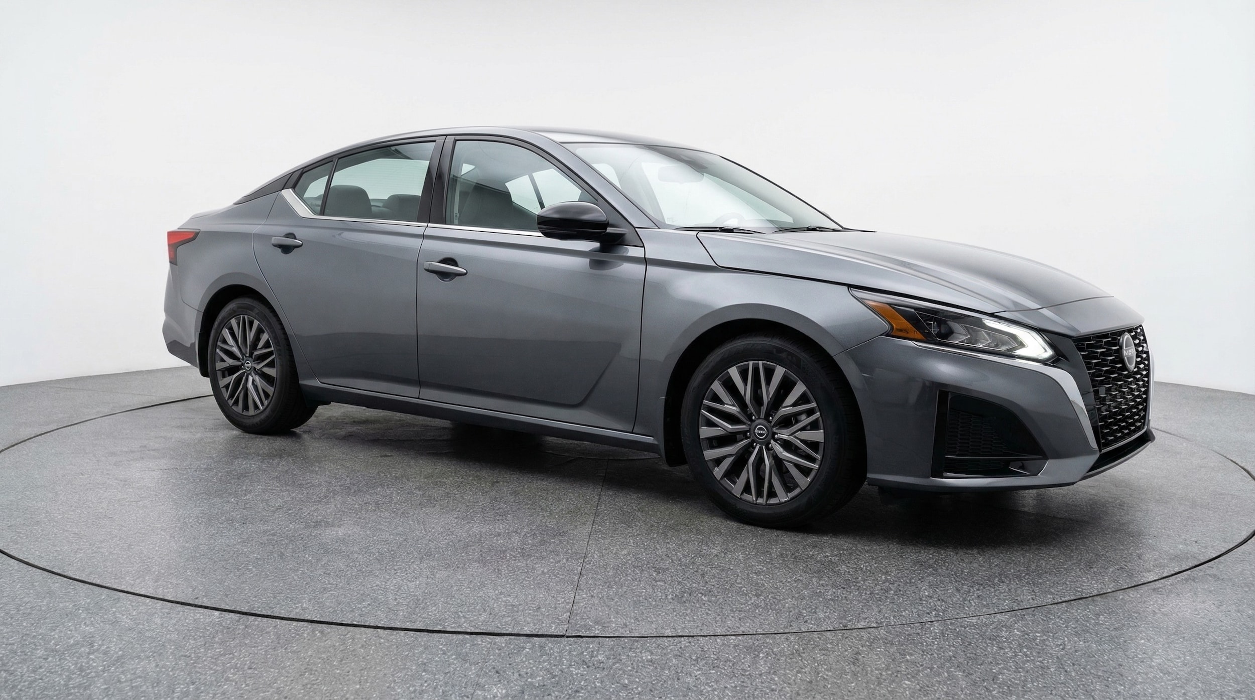 Thumbnail: 2025 Nissan Altima - 1