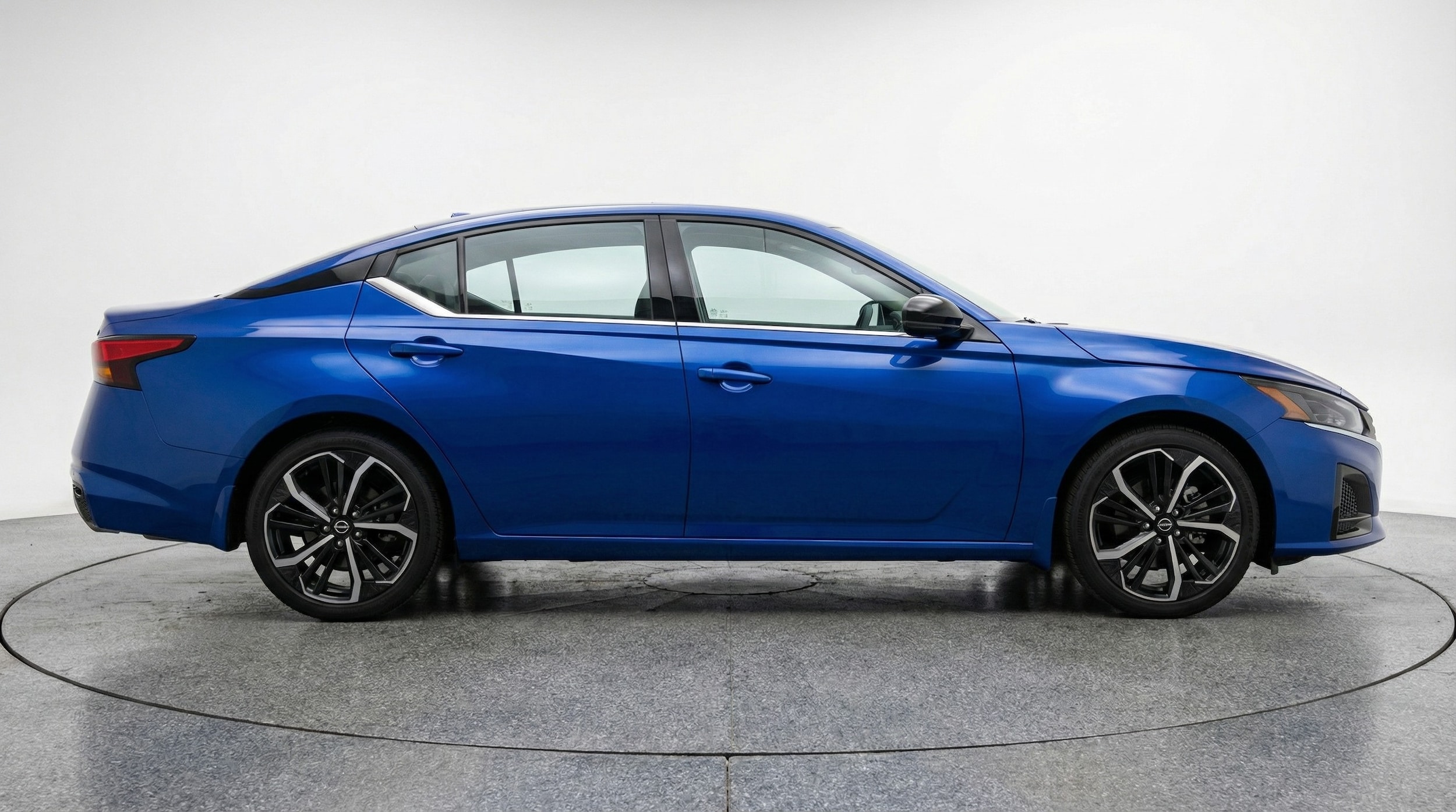 Thumbnail: 2025 Nissan Altima - 8