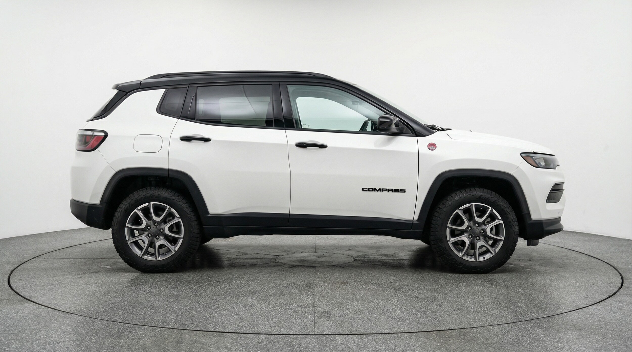 Thumbnail: 2025 Jeep Compass - 8