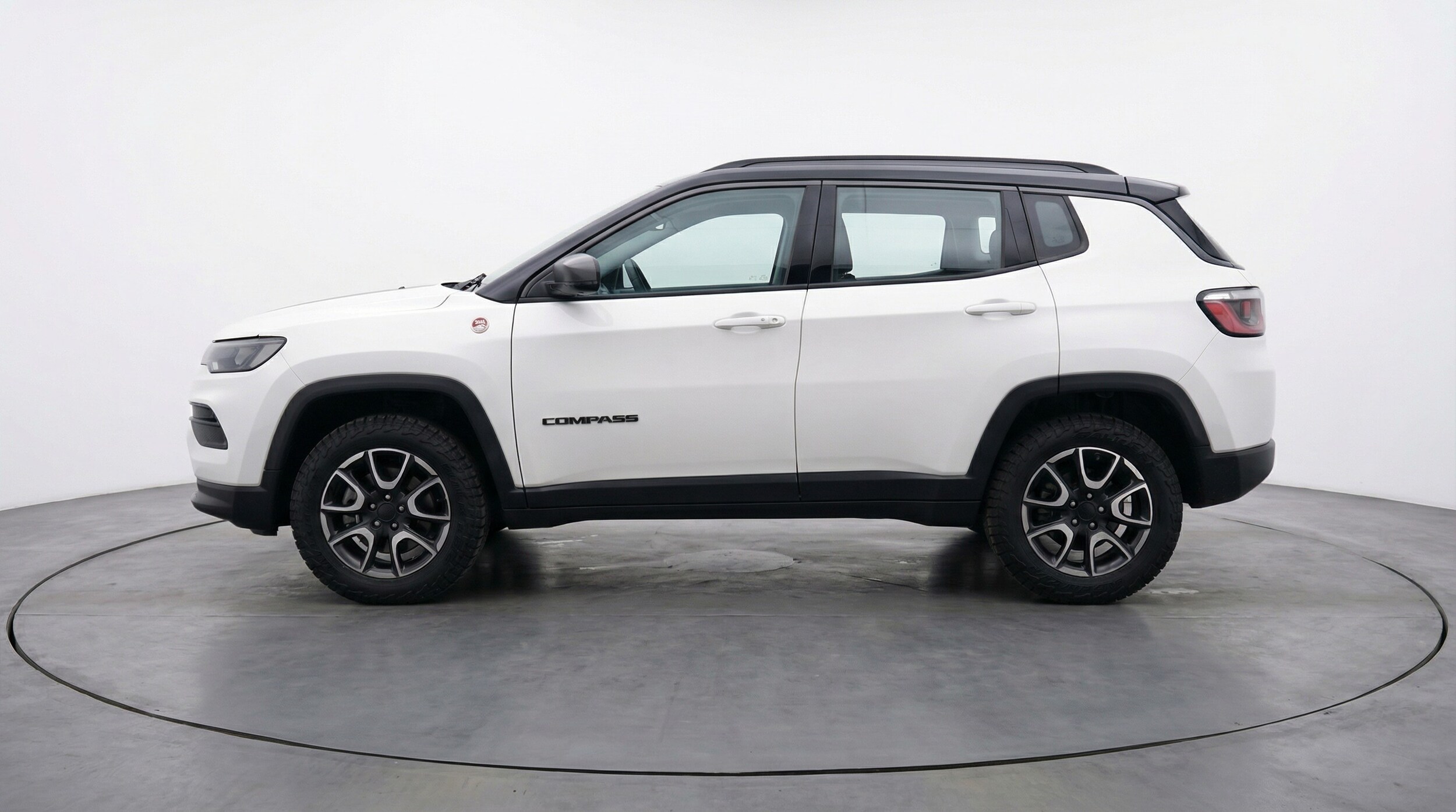 Thumbnail: 2025 Jeep Compass - 4