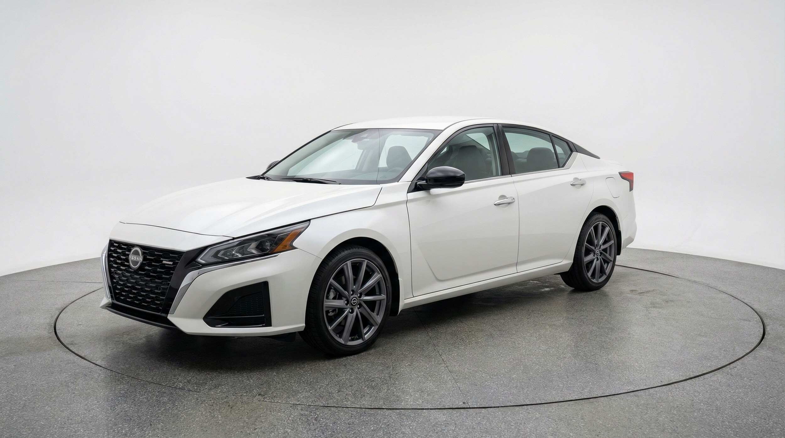 Thumbnail: 2025 Nissan Altima - 3